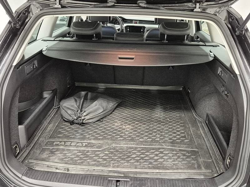 Volkswagen Passat bild 11