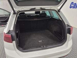 Volkswagen Passat bild 9