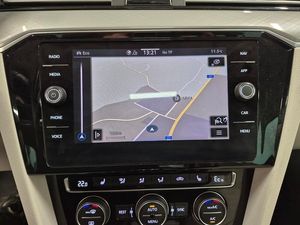 Volkswagen Passat bild 7