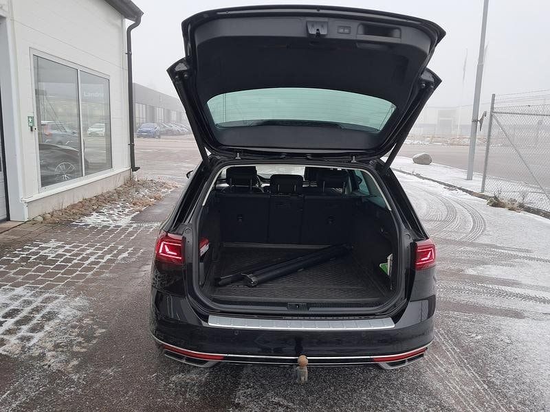 Volkswagen Passat bild 7