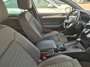 Volkswagen Passat bild 5