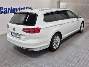 Volkswagen Passat bild 4