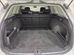 Volkswagen Passat bild 7
