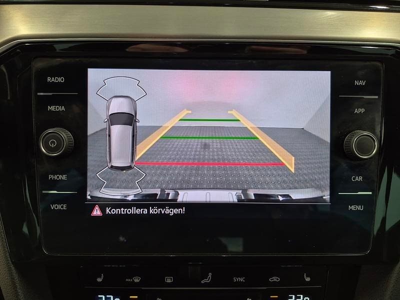 Volkswagen Passat bild 8