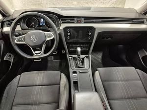 Volkswagen Passat bild 6