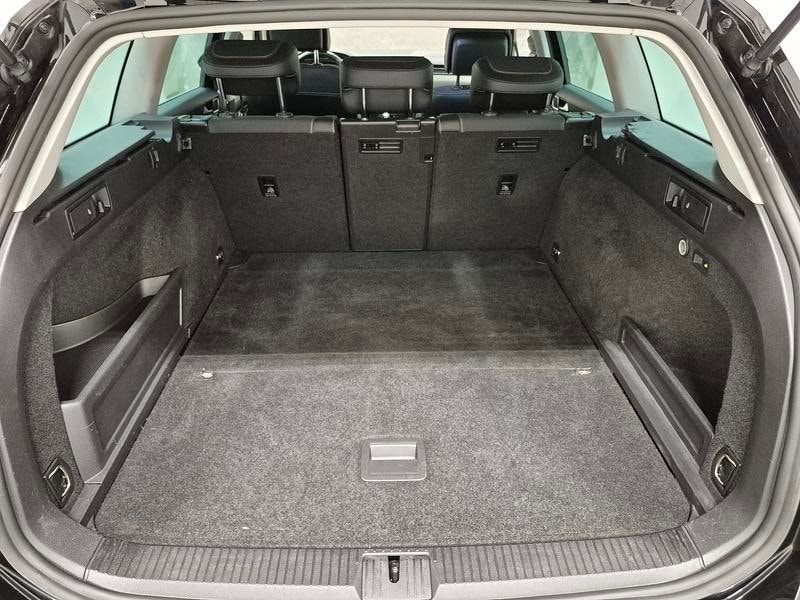 Volkswagen Passat bild 11
