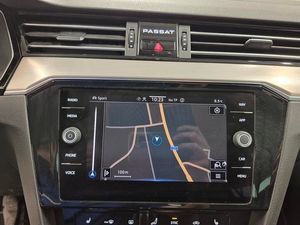 Volkswagen Passat bild 7