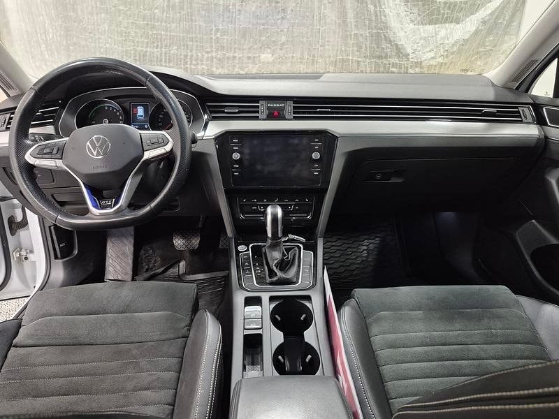 Volkswagen Passat bild 6