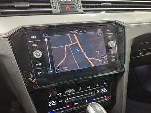 Volkswagen Passat bild 7