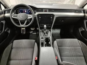Volkswagen Passat bild 4