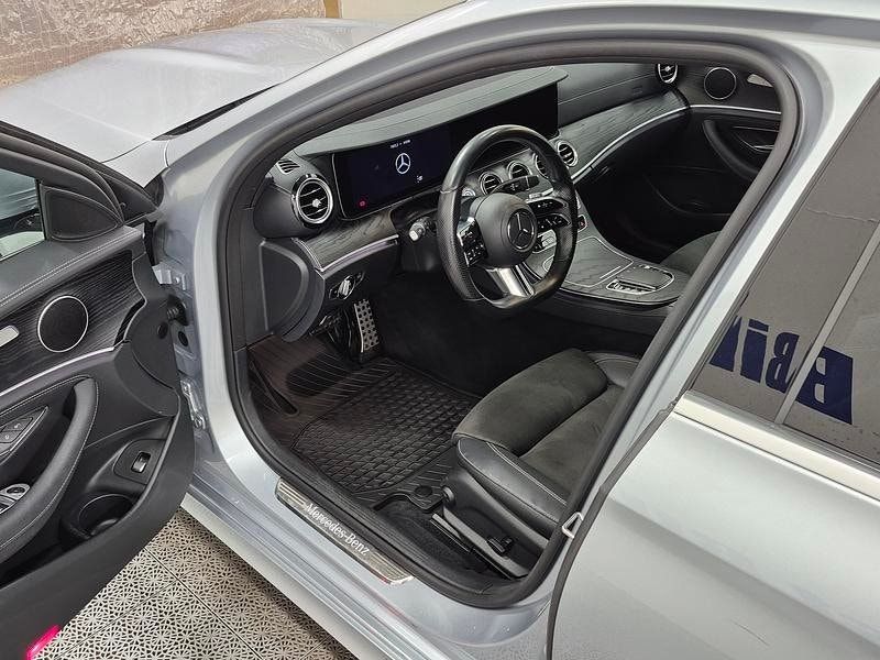 Mercedes E220 bild 2