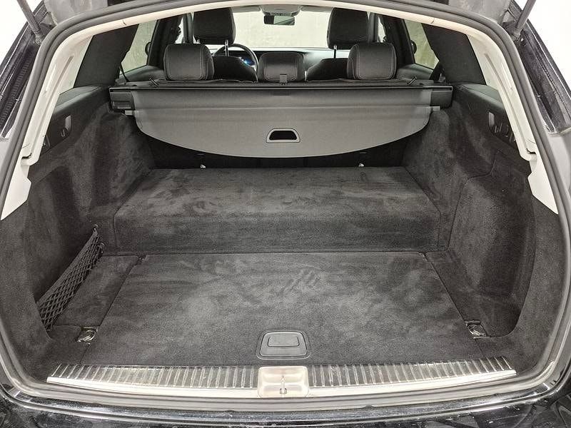 Mercedes E300 bild 9