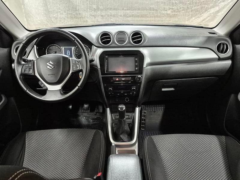 Suzuki Vitara bild 6