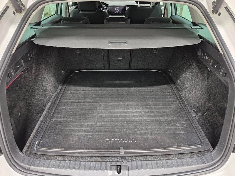 Skoda Octavia bild 8