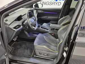 Skoda Enyaq bild 2