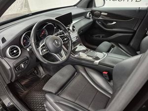 Mercedes GLC300 bild 2