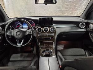 Mercedes GLC220 bild 6