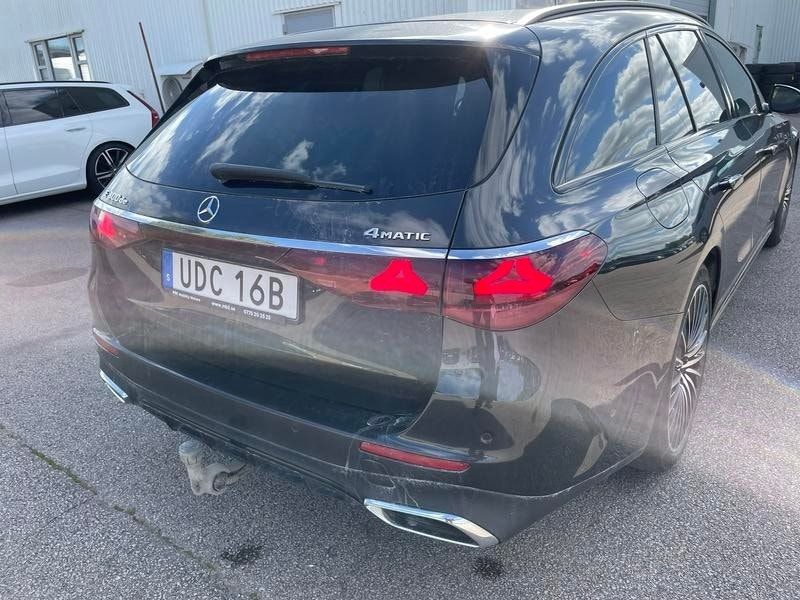 Mercedes E300 bild 4