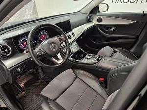 Mercedes E220 bild 2