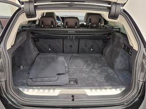 BMW 330 bild 10