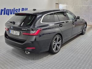 BMW 330 bild 4