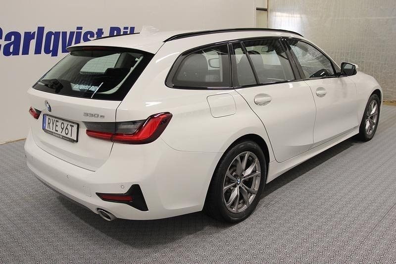 BMW 330 bild 4