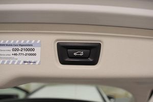 BMW 330 bild 8