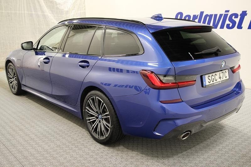 BMW 330 bild 5
