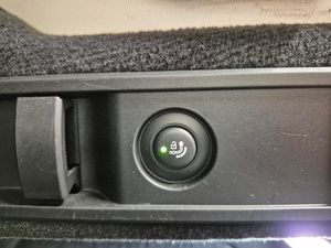 BMW 320 bild 9