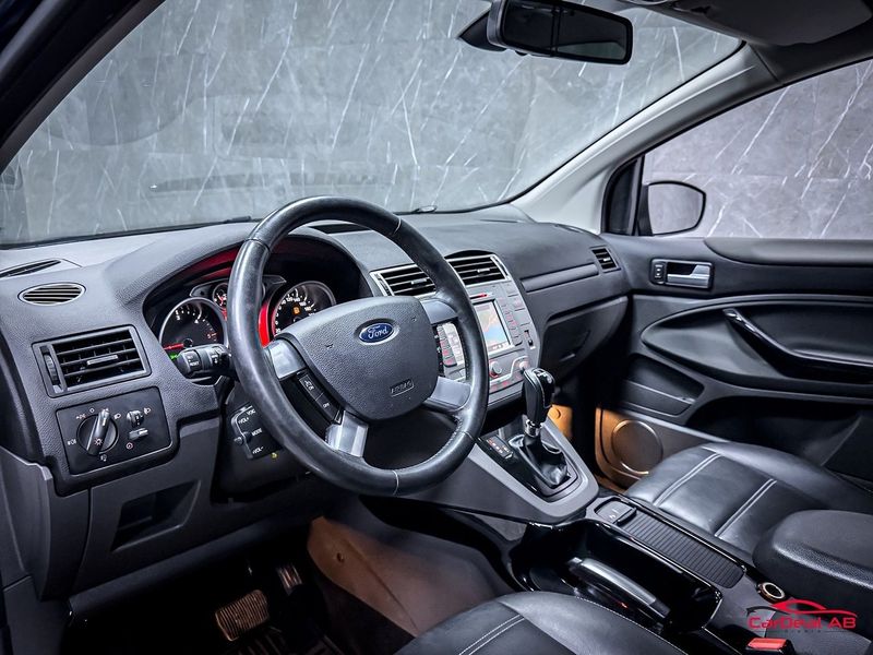 Ford Kuga bild 11