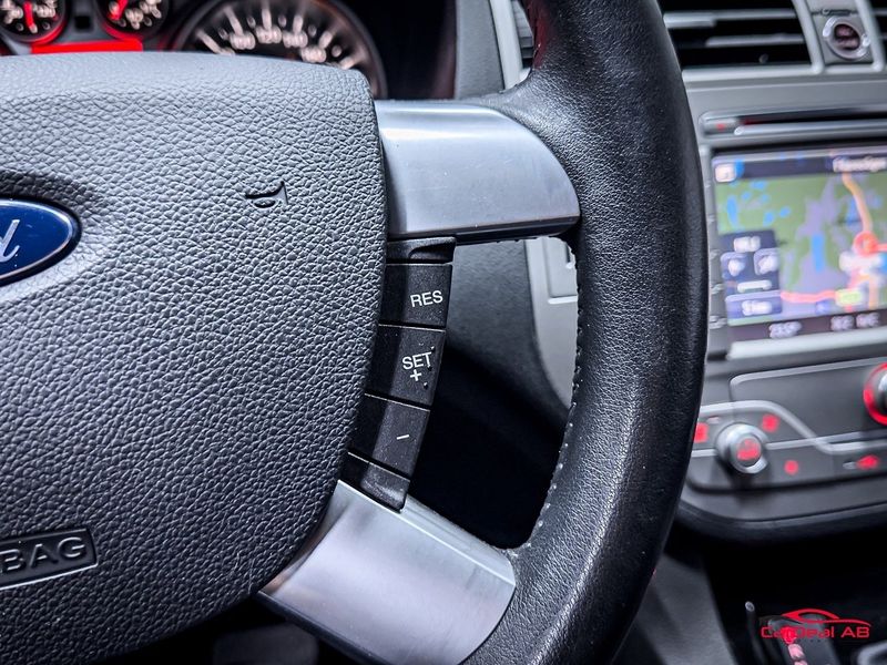 Ford Kuga bild 20