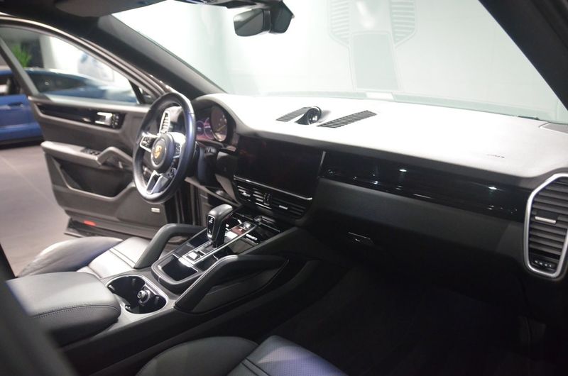 Porsche Cayenne bild 13