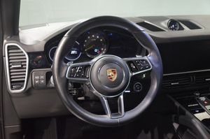 Porsche Cayenne bild 16