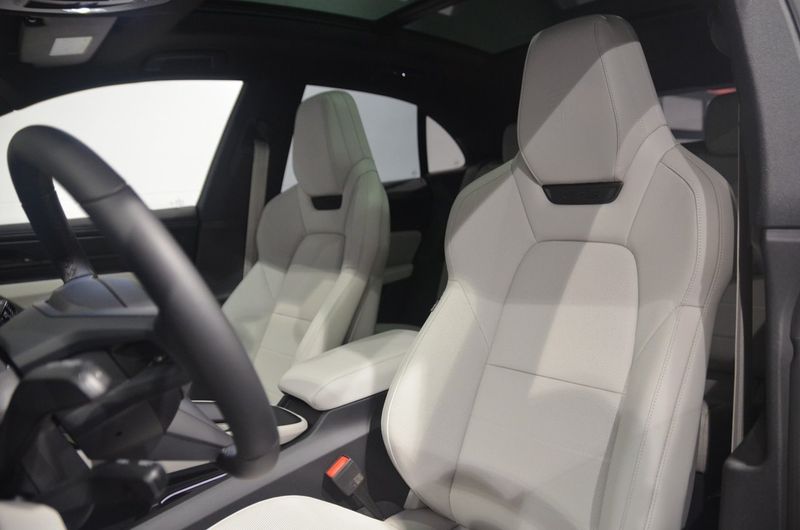 Porsche Macan bild 11
