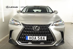 Lexus NX bild 5