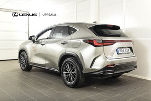 Lexus NX bild 3