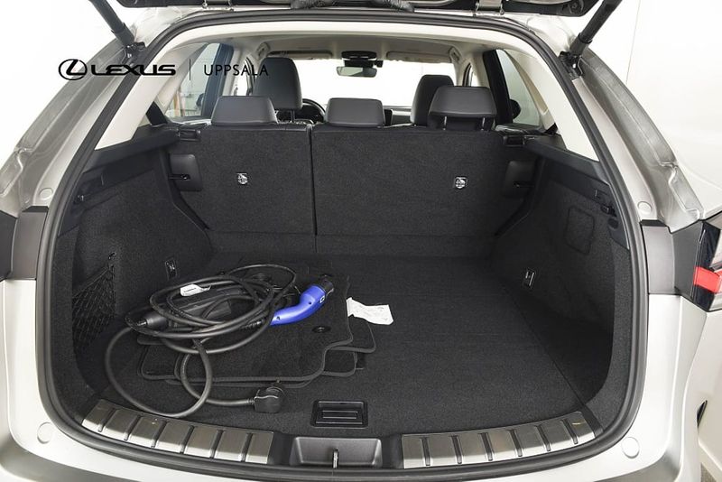 Lexus NX bild 9