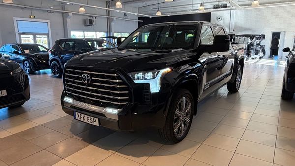 Toyota Tundra CrewMax 5.5-Ft 3.4 V6 i-FORCE MAX Hybrid 4WD ECT-i - 2023