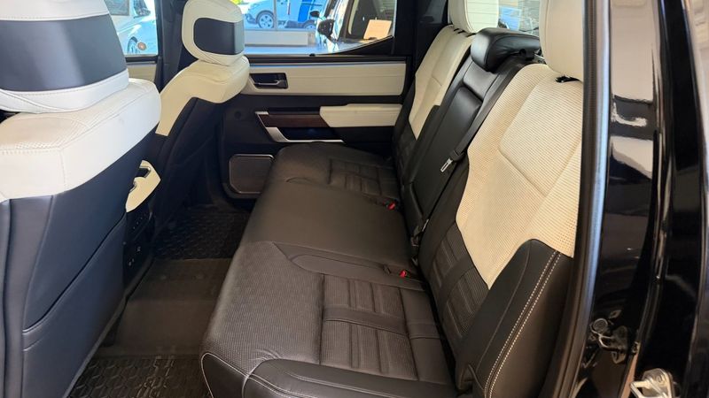 Toyota Tundra bild 7