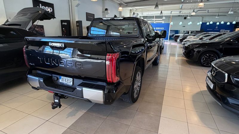 Toyota Tundra bild 3