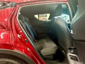 Toyota C-HR bild 13
