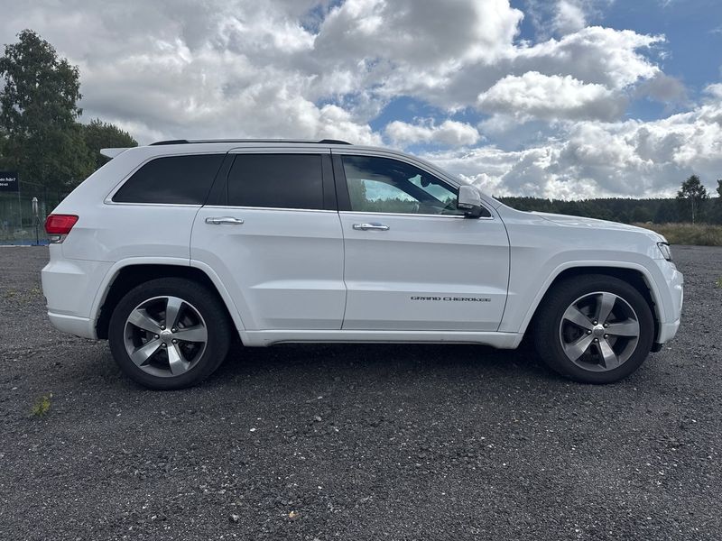 Jeep Grand Cherokee bild 17