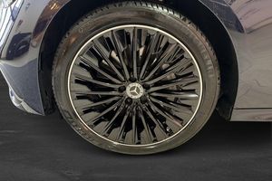 Mercedes E300 bild 6