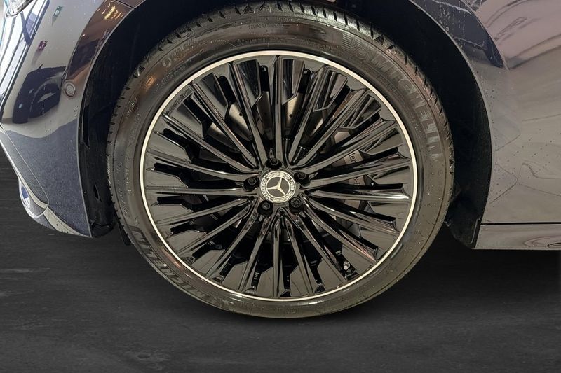 Mercedes E300 bild 6