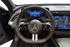 Mercedes E300 bild 9