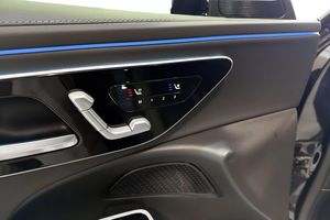 Mercedes E300 bild 12