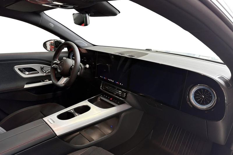 Mercedes CLA250 bild 8