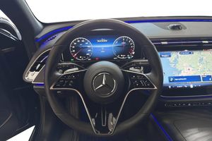Mercedes E300 bild 9