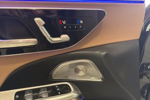 Mercedes E300 bild 12