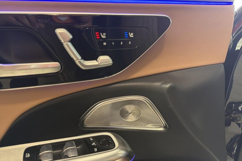 Mercedes E300 bild 12